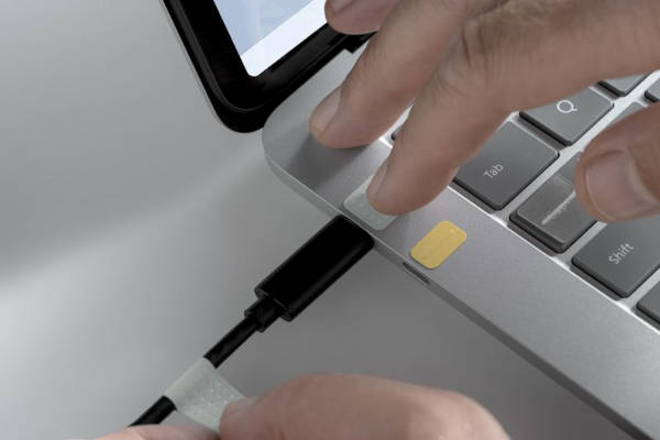 Microsoft Surface Adaptive Kit, Image/Microsoft