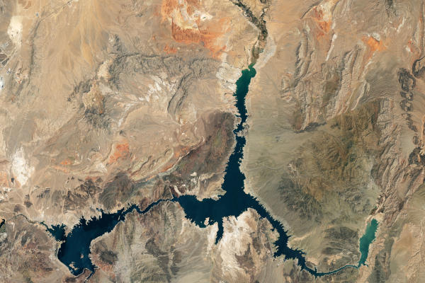 NASA Satellite Images Show Dramatic Decreased Lake Mead Water Capacity, Image/NASA