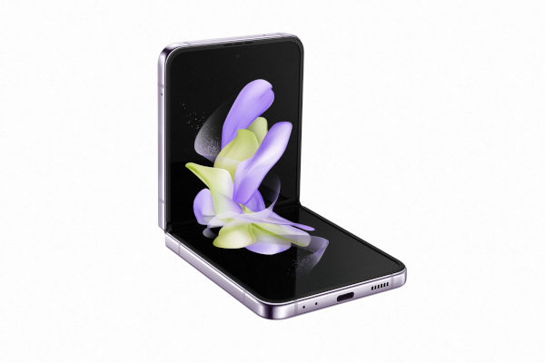 Galaxy Z Flip4 Samsung Galaxy Z Flip4, Image/Samsung
