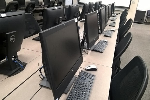 Microsoft Offers Free Developer Tools for Student and Educators