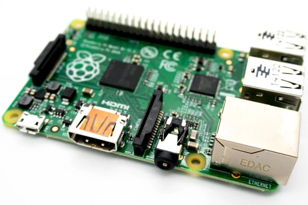 raspberry-pi-hailo-ai-600