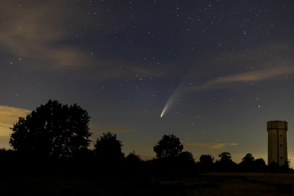 comet-tsuchinshan-atlas-600