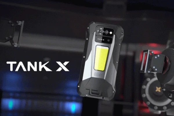 Tank X Rugged Phone 1080p and 220 lumens Projector
