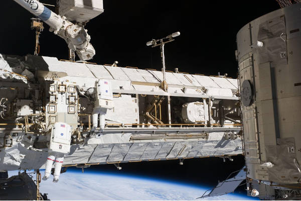 How to Get Images from the International Space Station through Amateur Radio